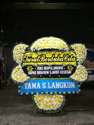 Papan Bunga Duka di 14 Ilir